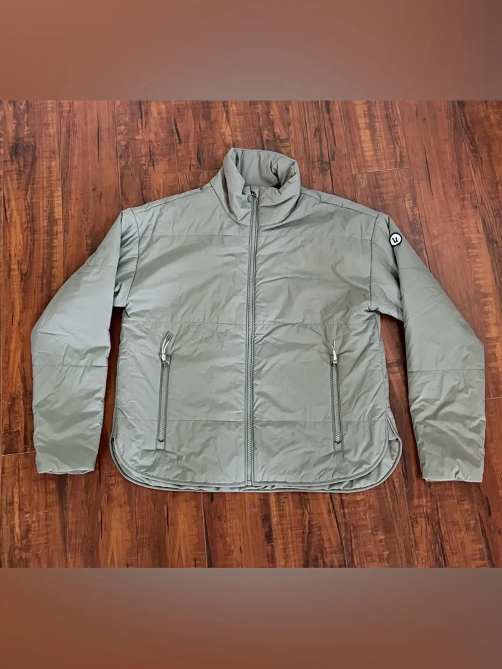 Vuori Canyon Insulated Jacket - Picture 4 of 10